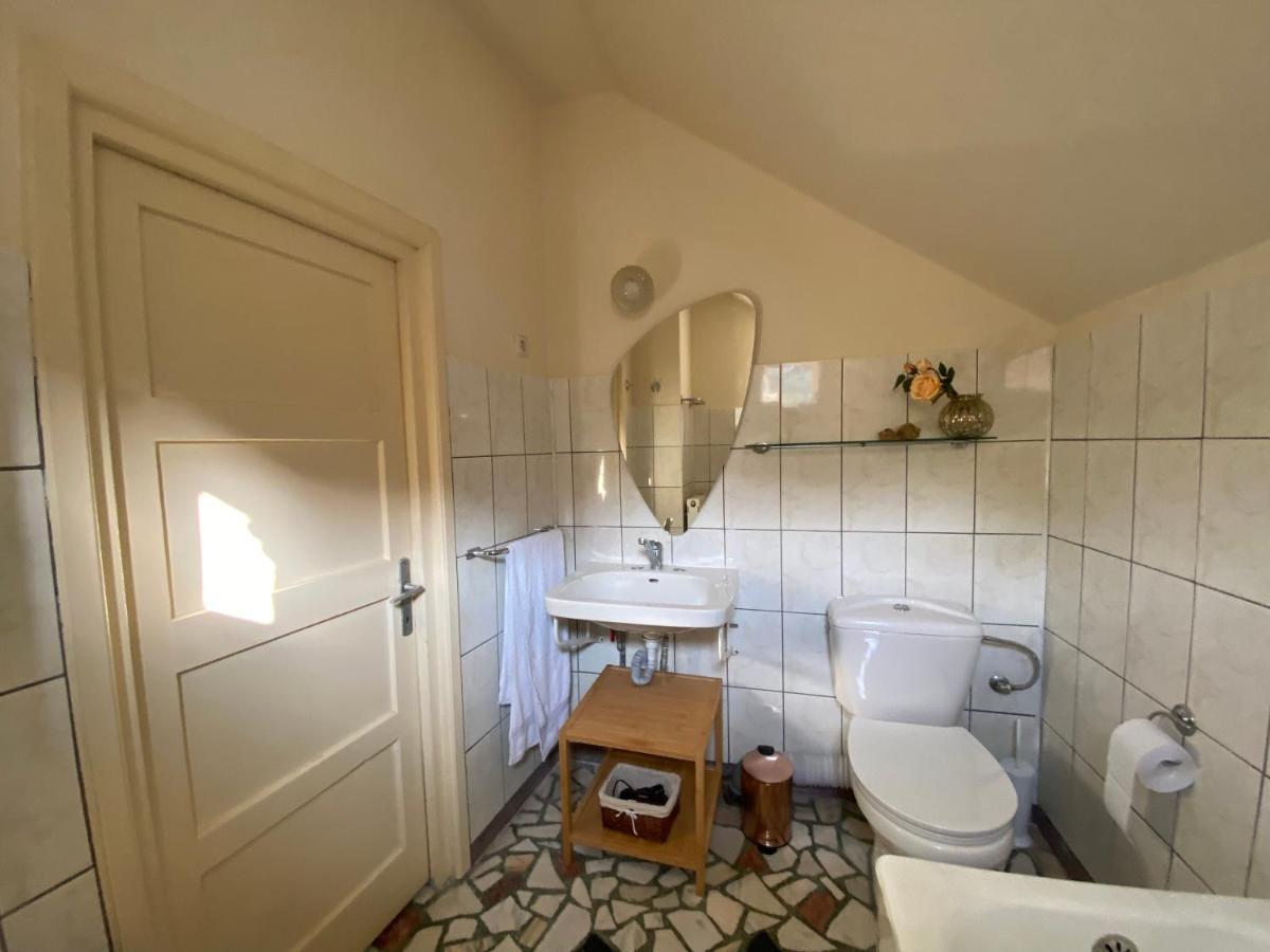 Rose'S Oldtown Apartment Braşov Extérieur photo